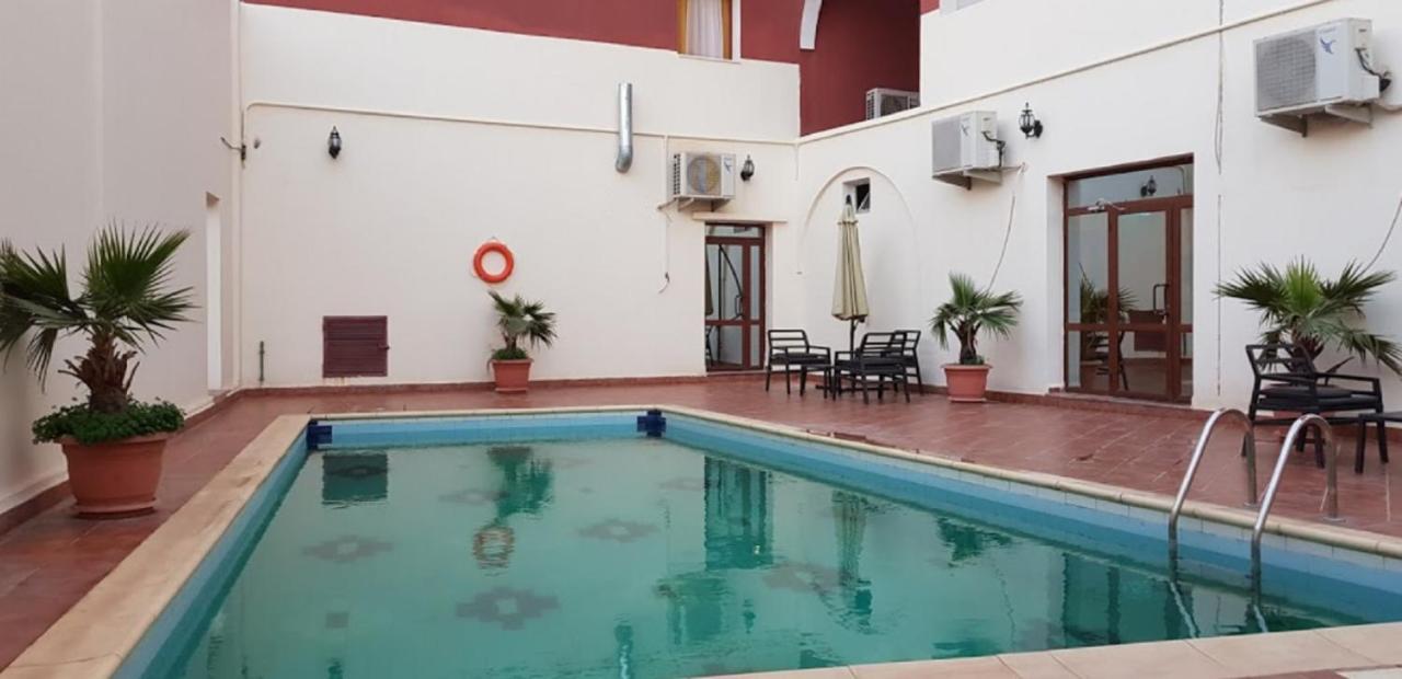Hotel Takialt Adrar Exteriér fotografie