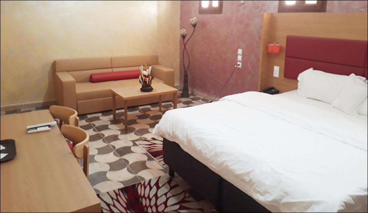 Hotel Takialt Adrar Exteriér fotografie