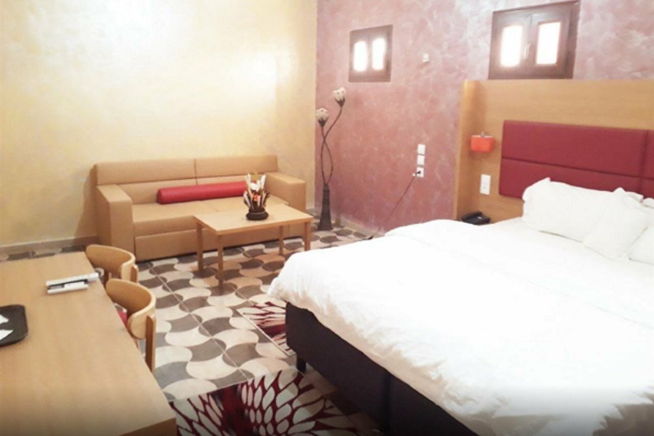 Hotel Takialt Adrar Exteriér fotografie
