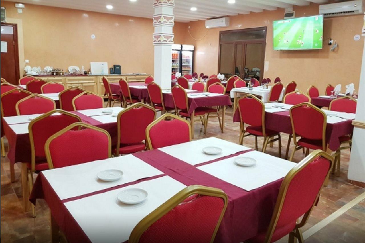 Hotel Takialt Adrar Exteriér fotografie