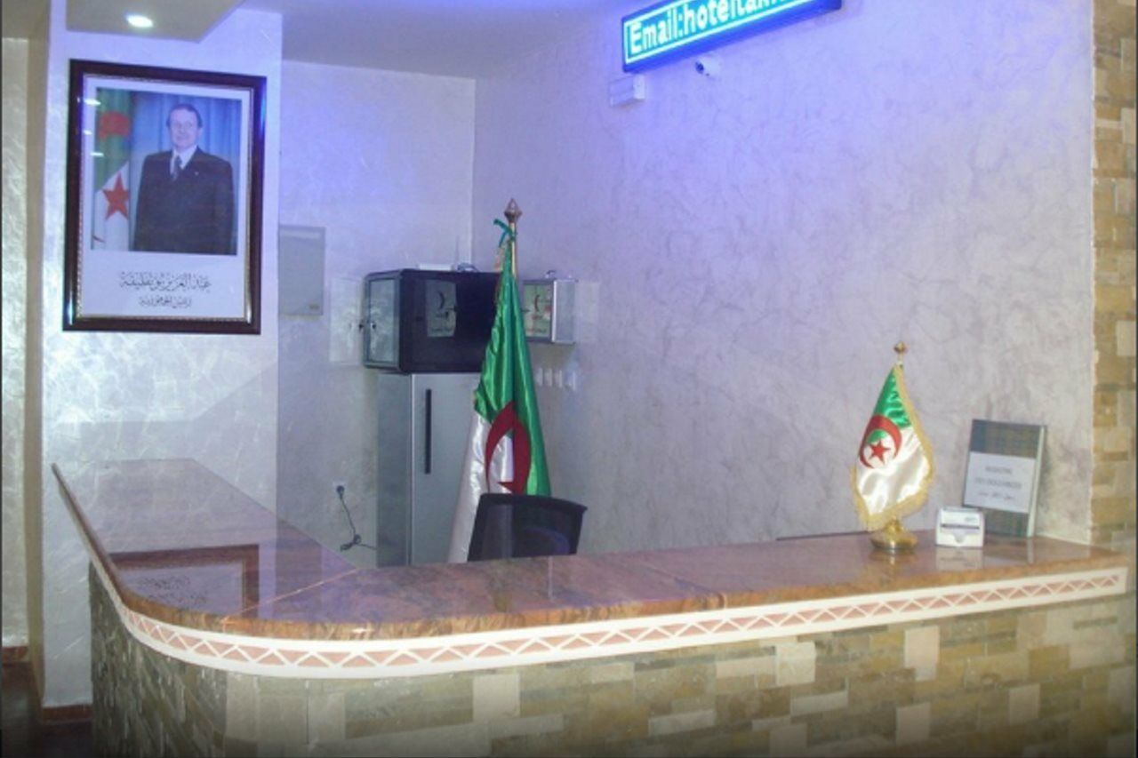 Hotel Takialt Adrar Exteriér fotografie